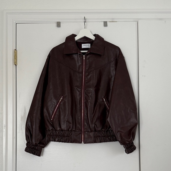 Women's dark red Leather Jacket - Picture 1 of 3